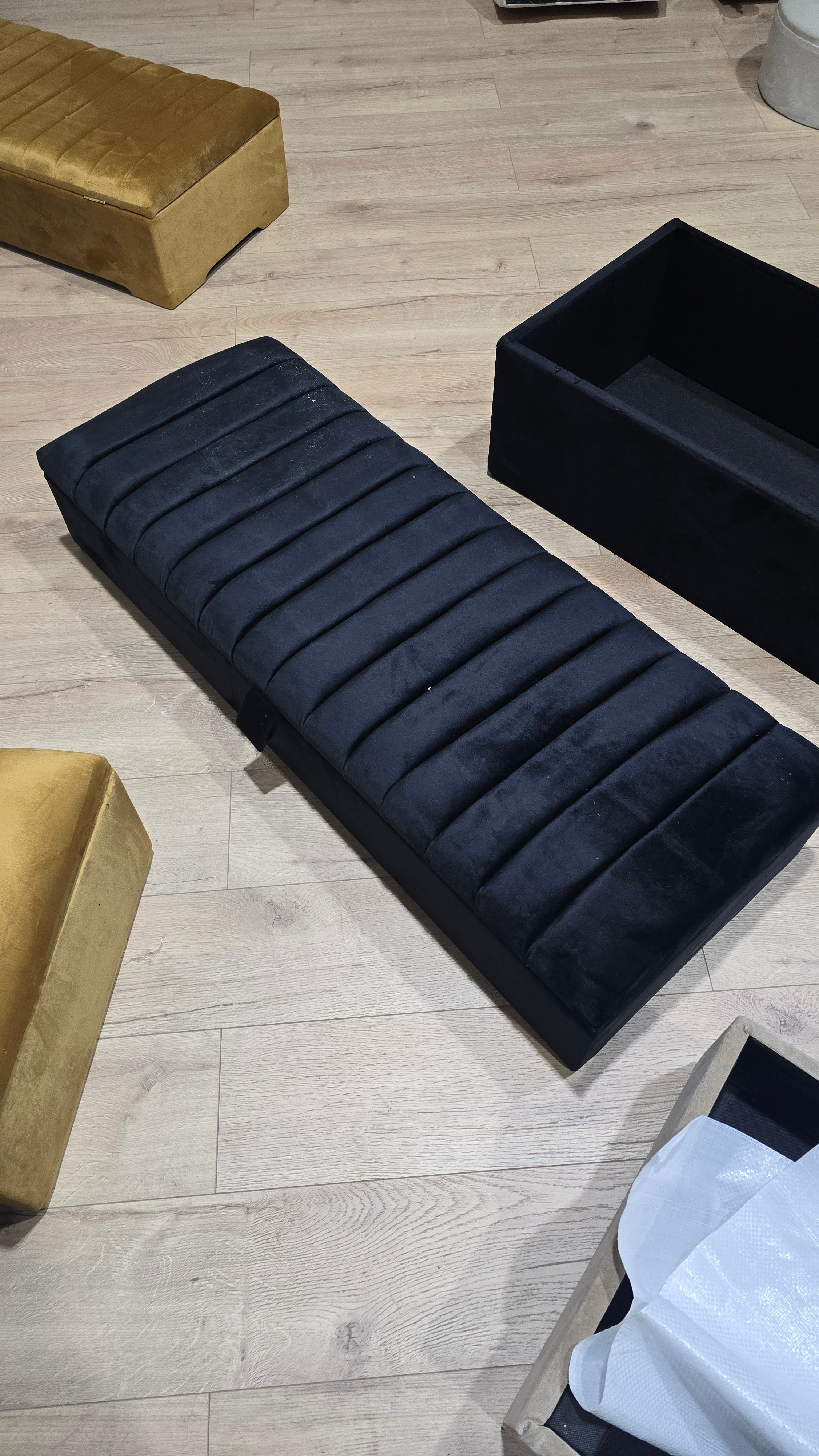 Black panel storage box return – ISTOOLS