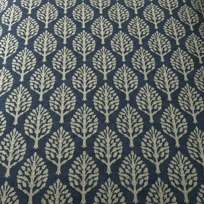 Contemporary rectangular bench with fixed seamless top and solid frame