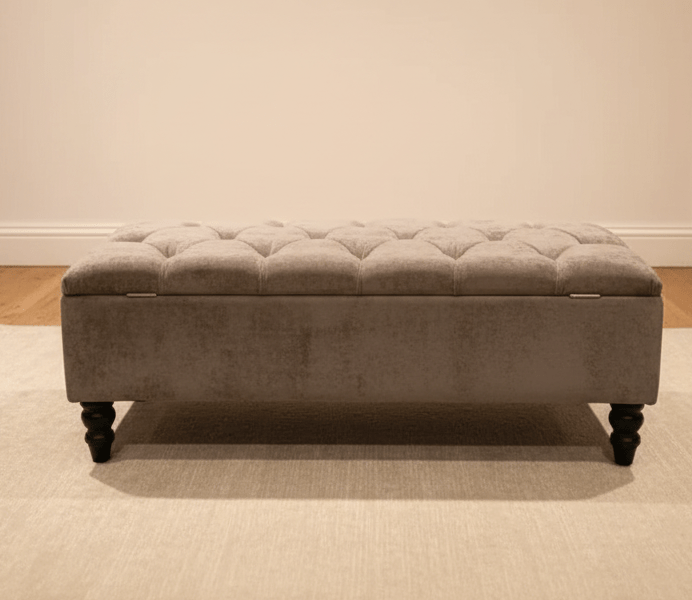 Multipurpose Chesterfield ottoman bench for blankets and toys - ISTOOLS