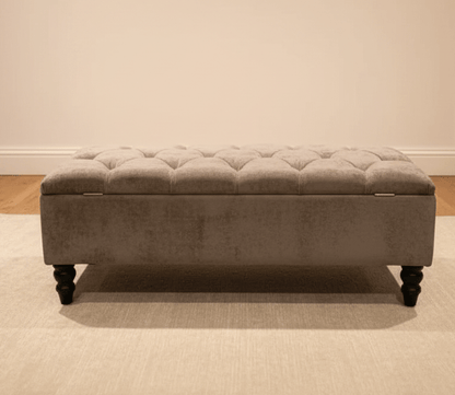 Multipurpose Chesterfield ottoman bench for blankets and toys - ISTOOLS