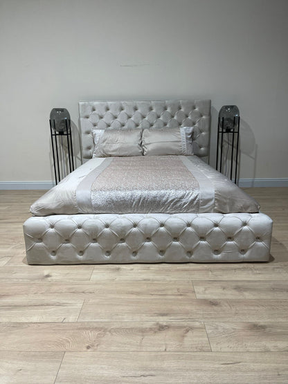 Creamy white bose bed chesterfield tufted matching buttons - ISTOOLS