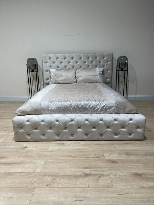 Creamy white bose bed chesterfield tufted matching buttons - ISTOOLS