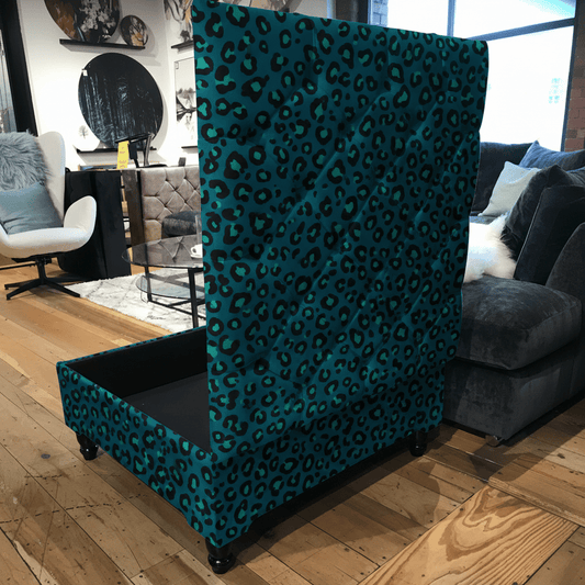 Elegantly Crafted Square Ottoman Bench Tufted Style bec - ISTOOLS