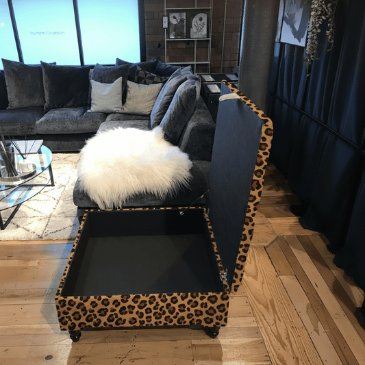 Hand - Upholstered Square Storage Box Buttoned Detail bec - ISTOOLS
