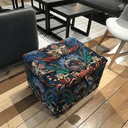 Handcrafted Square Floor Footstool Deep Buttoned bec - ISTOOLS