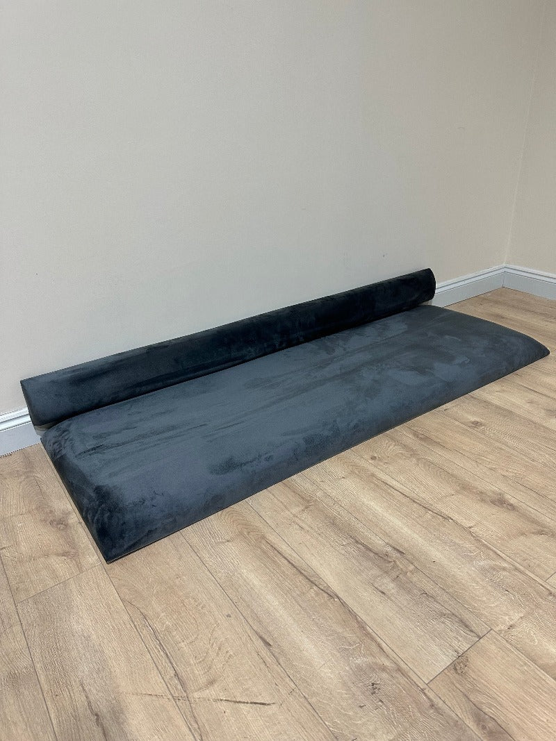 measure window bay seat with back. Grey velvet - ISTOOLS