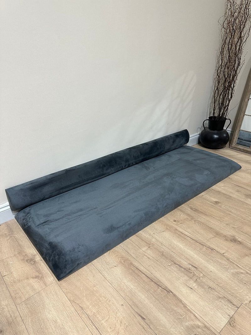 measure window bay seat with back. Grey velvet - ISTOOLS