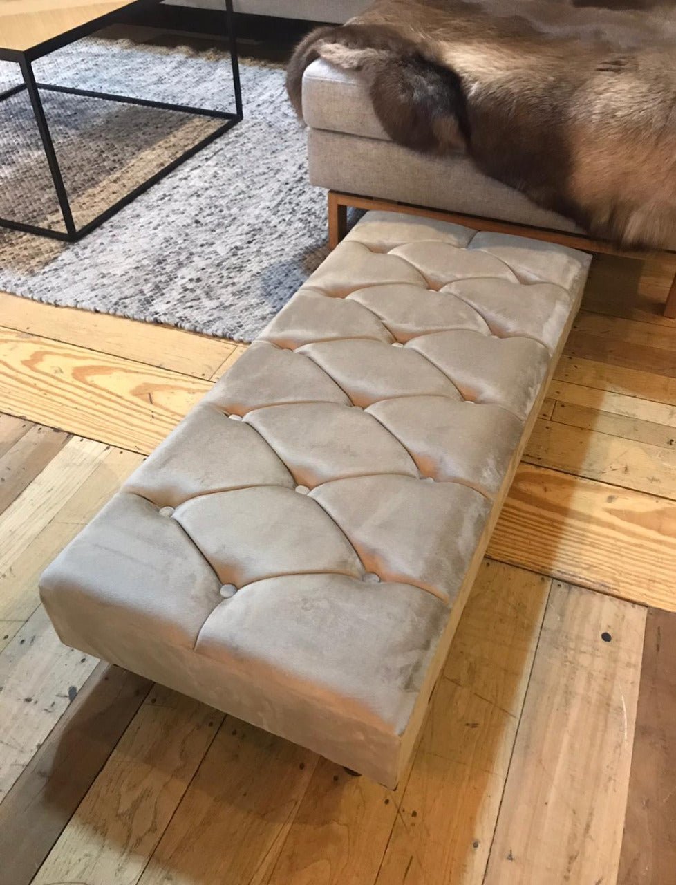 Non storage Chesterfield Footstool Bench, Pouffe footrest - ISTOOLS
