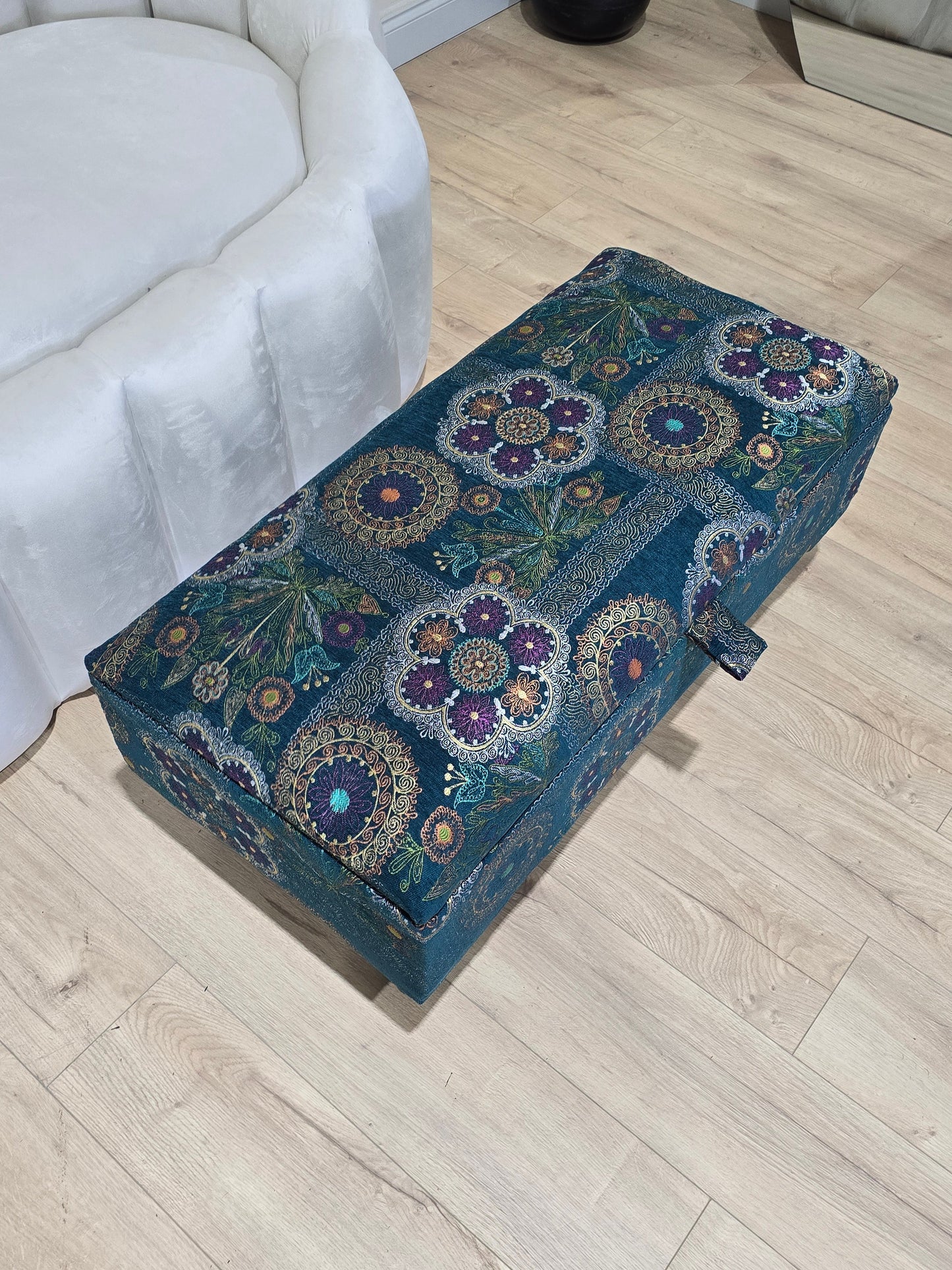PREMIUM LOOP FLORAL GREEN PATTERN FOOTSTOOL CIRCLE BENCH COFFEE TABLE - ISTOOLS