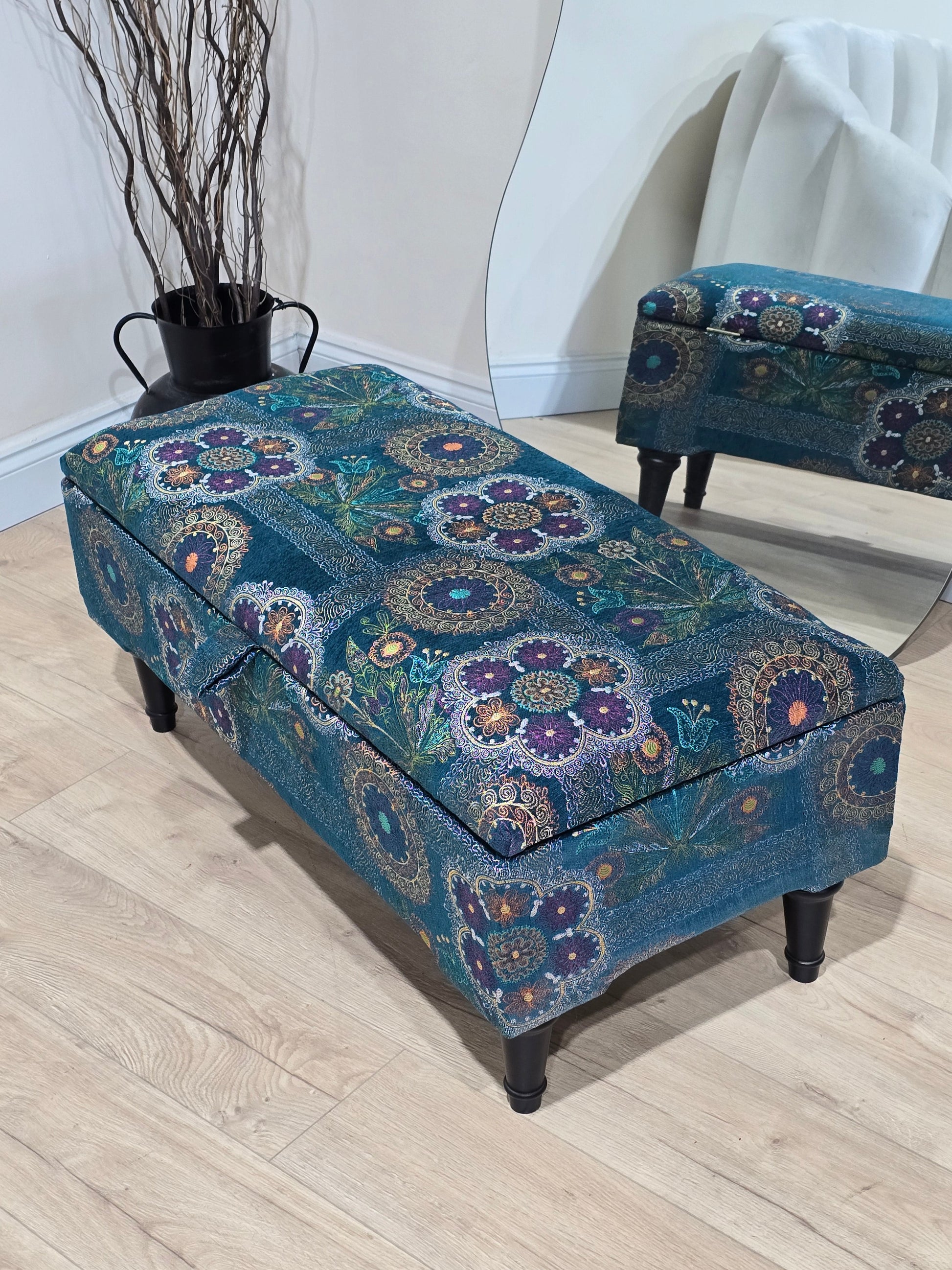 PREMIUM LOOP FLORAL GREEN PATTERN FOOTSTOOL CIRCLE BENCH COFFEE TABLE - ISTOOLS