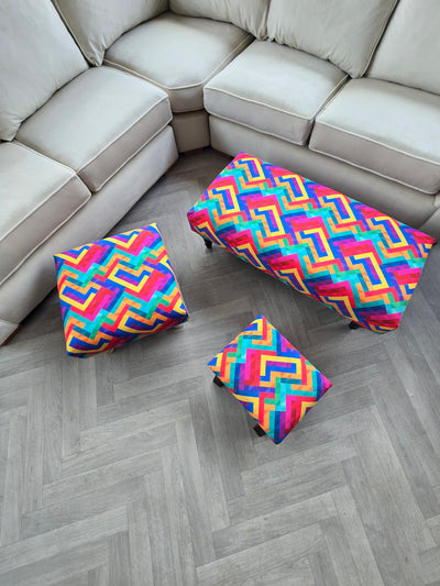 Small trem footrest pouffe