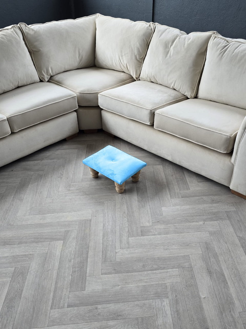 Small aqua footrest pouffe - ISTOOLS