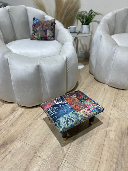 Small demask footrest pouffe - ISTOOLS
