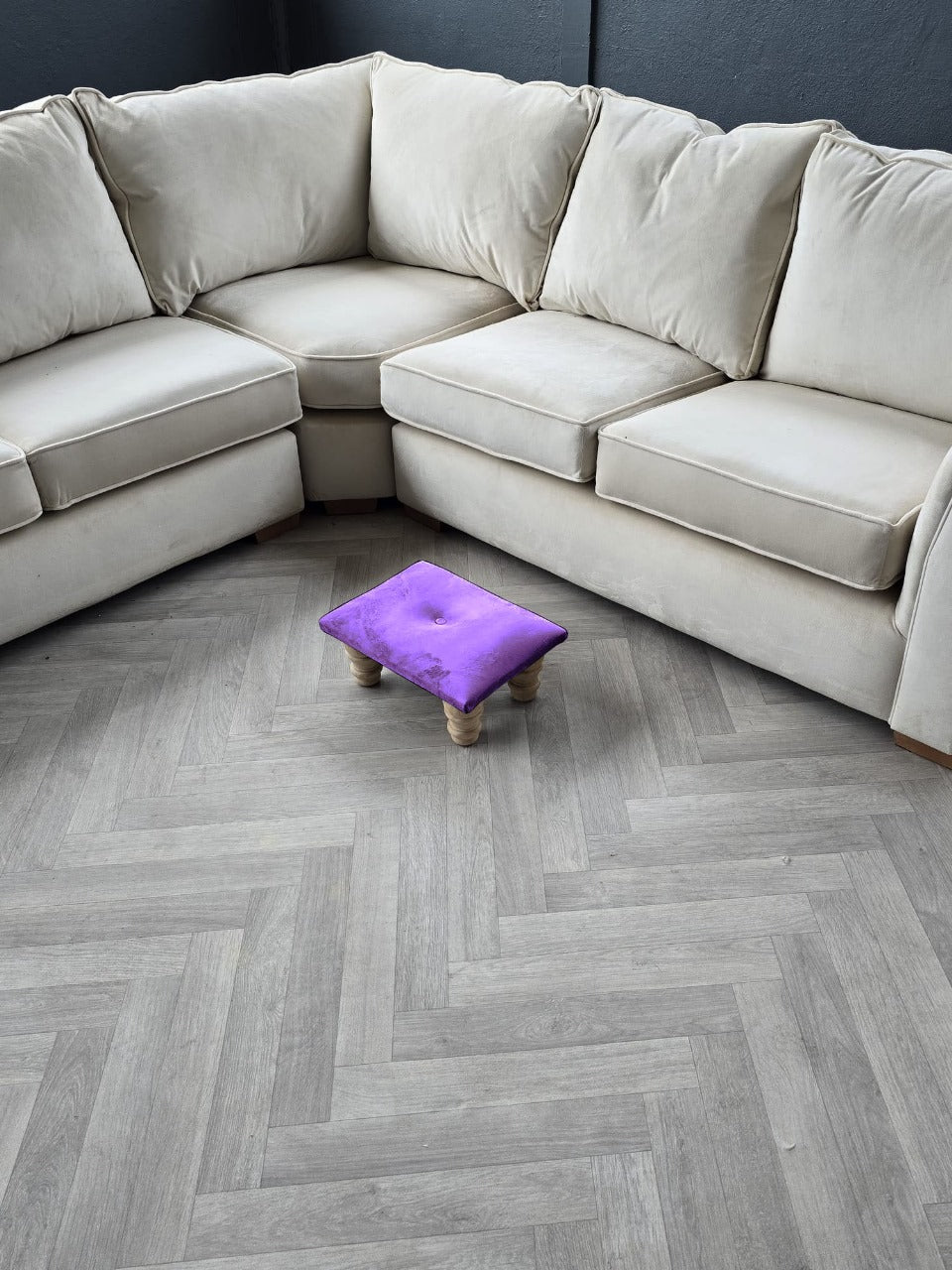 Small footrest pouffe handmade - ISTOOLS