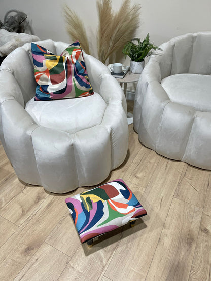 Small multi colour footrest pouffe - ISTOOLS