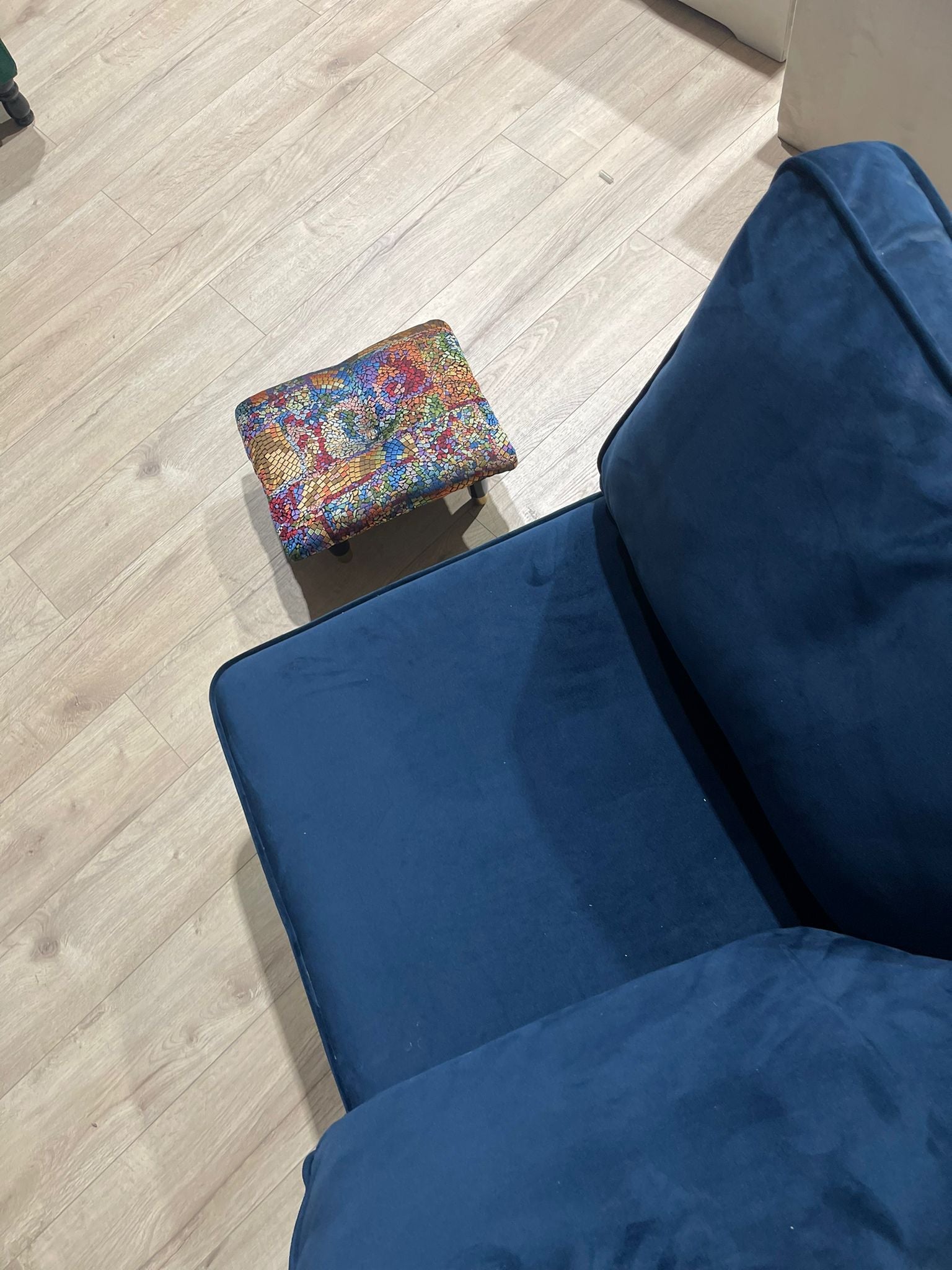 Small stained glass footrest pouffe - ISTOOLS