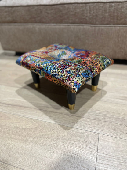 Small stained glass footrest pouffe - ISTOOLS