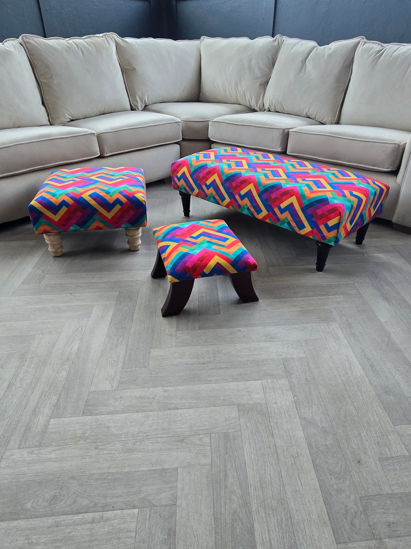 Small trem footrest pouffe - ISTOOLS