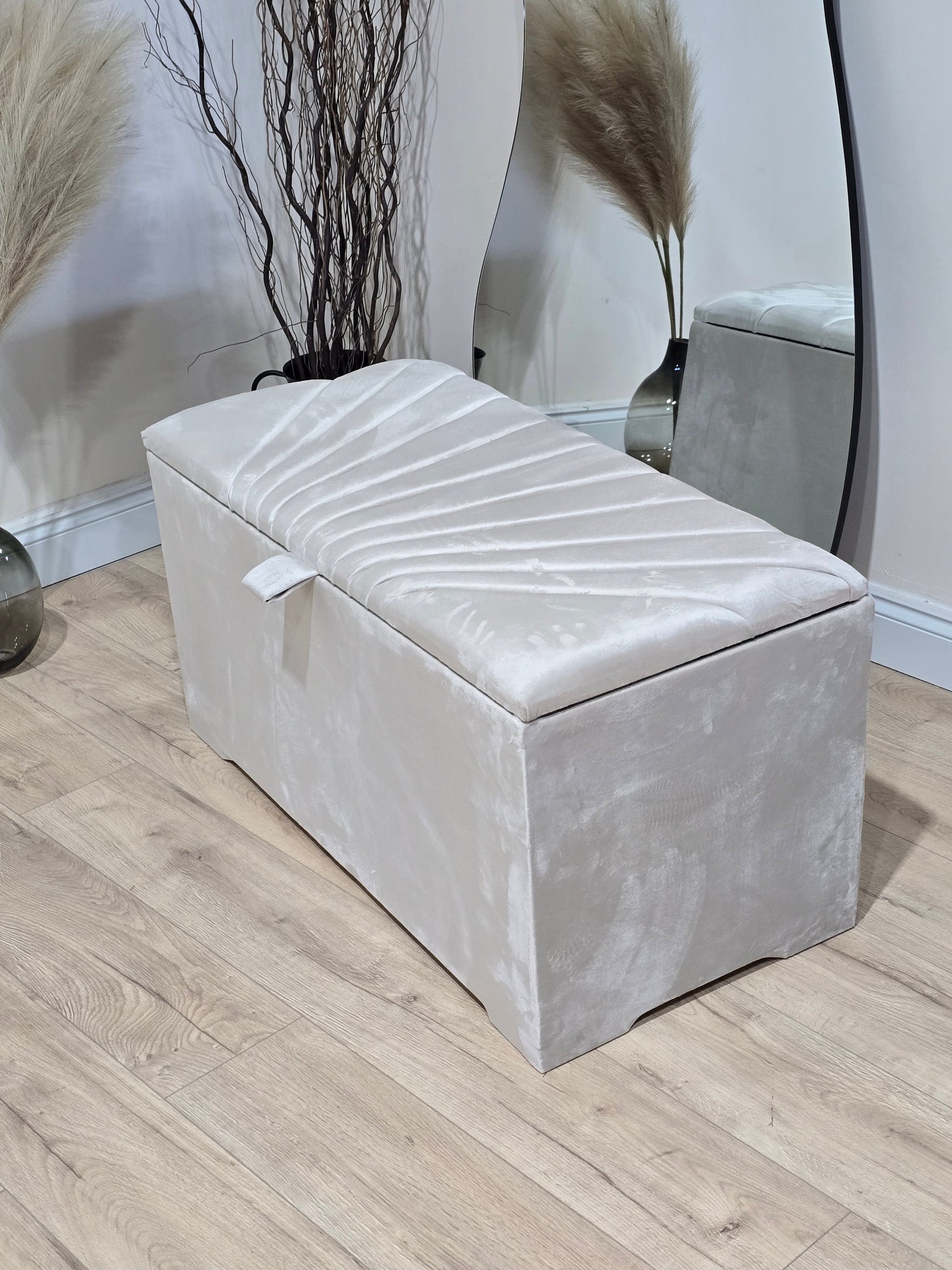 sunshine bedroom Ottoman deep bedroom storage box bench seat - ISTOOLS