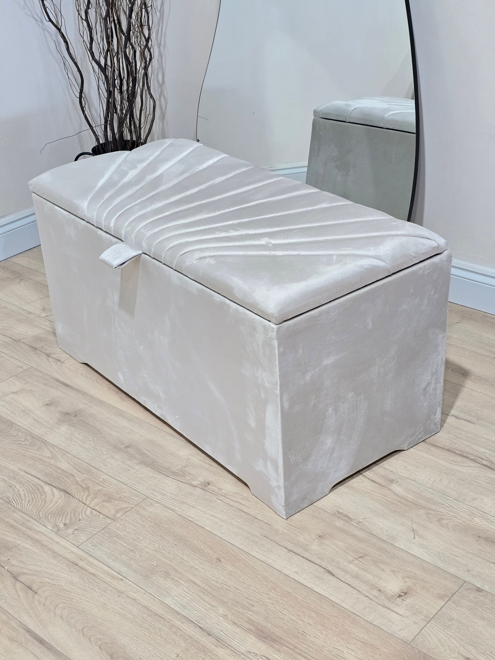 sunshine bedroom Ottoman deep bedroom storage box bench seat - ISTOOLS