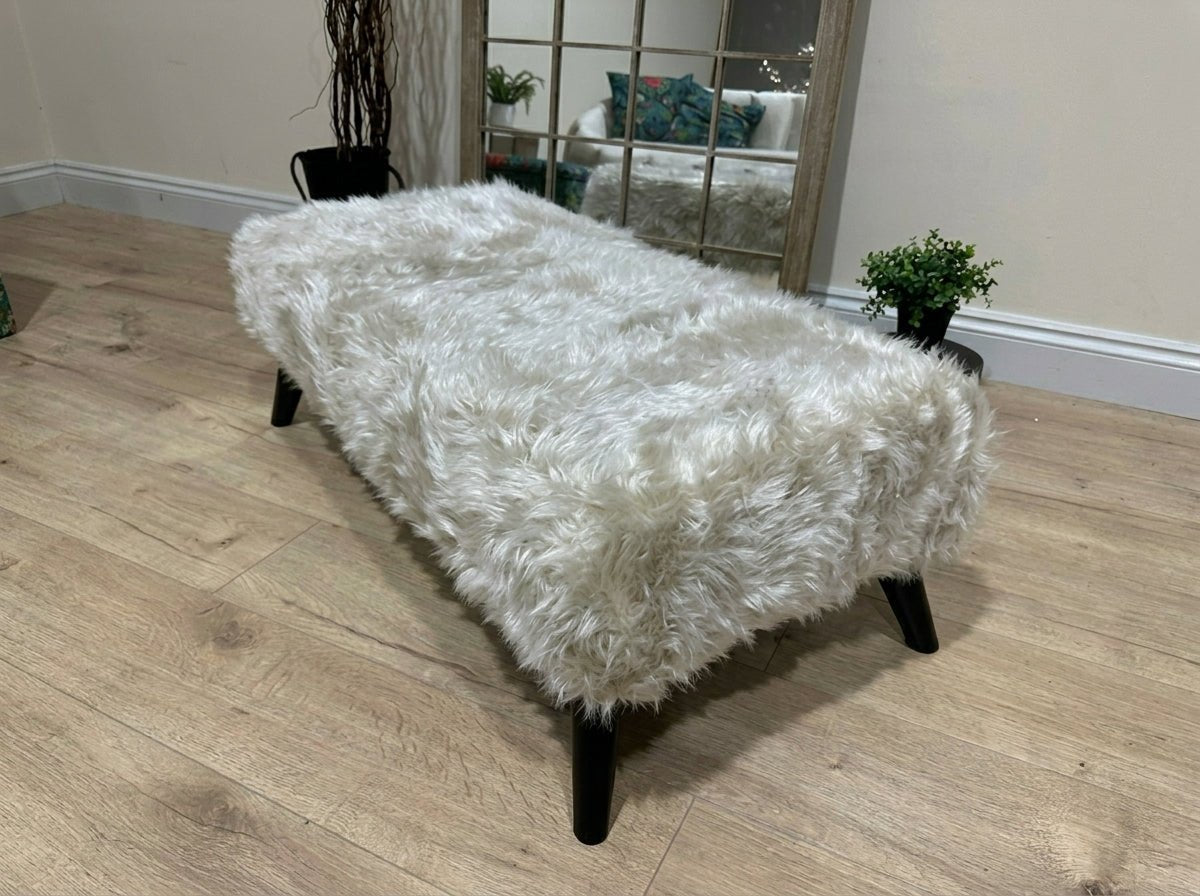 Tobi Fluffy Fabric Footstool Pouffe – Luxury Ottoman Footrest & Coffee Table - ISTOOLS