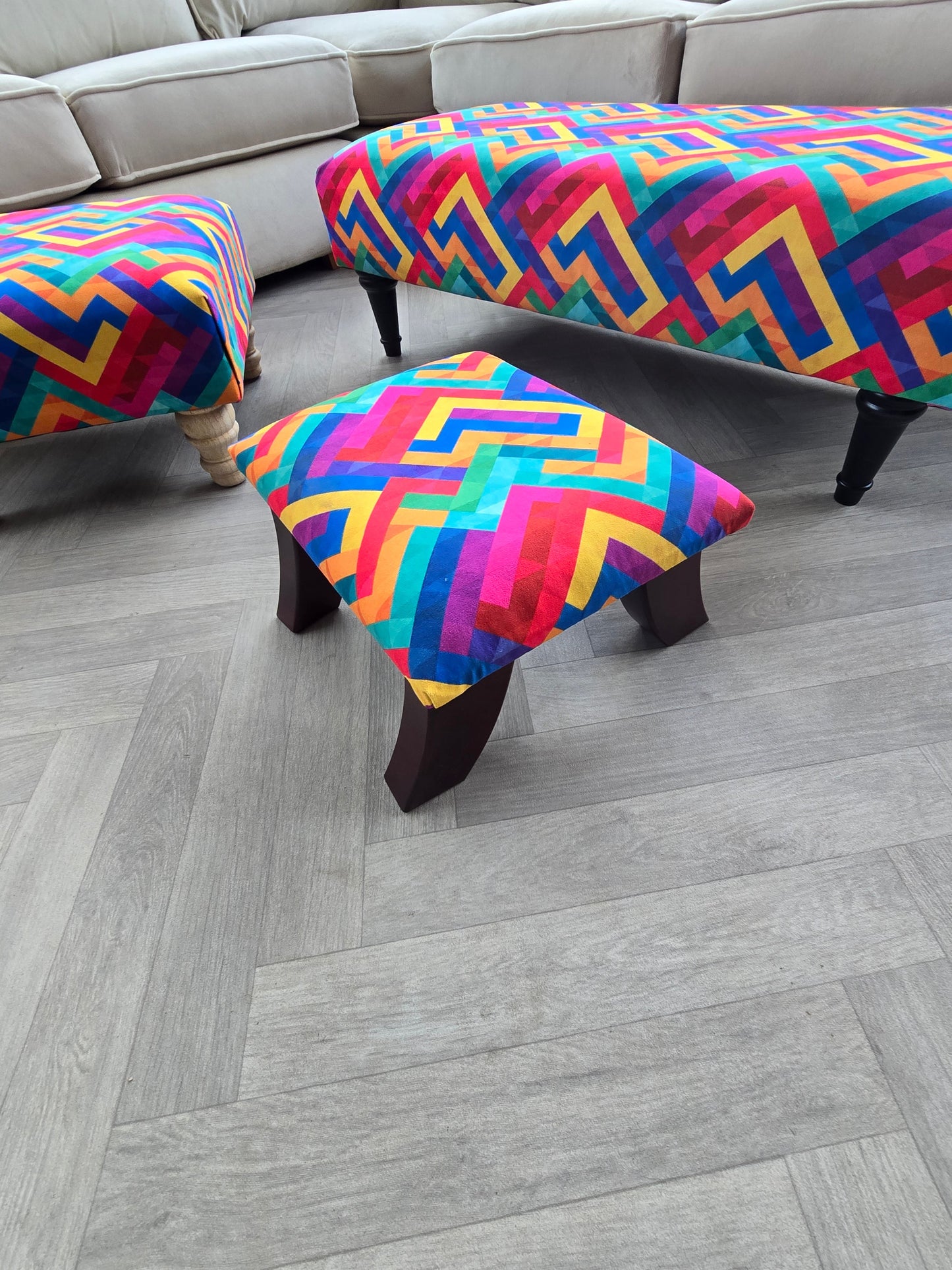 Trem Footstool window bay seat pouffe - ISTOOLS