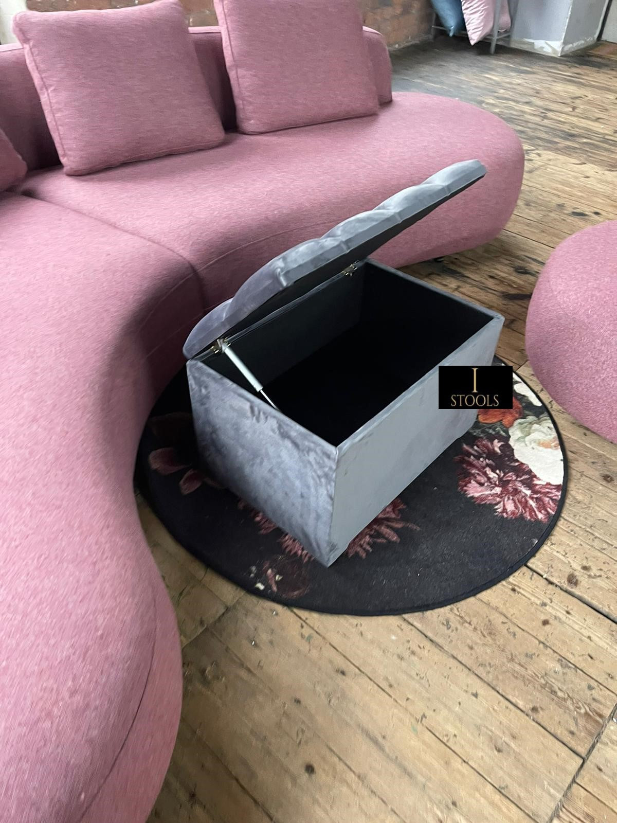 Grey sectional deals with pink ottoman