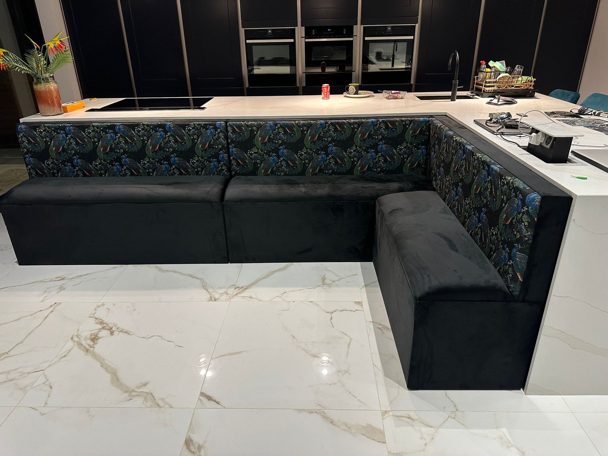 Bespoke Booth Seating For Restaurant residential & commercial Lounge Made To Measure - ISTOOLS