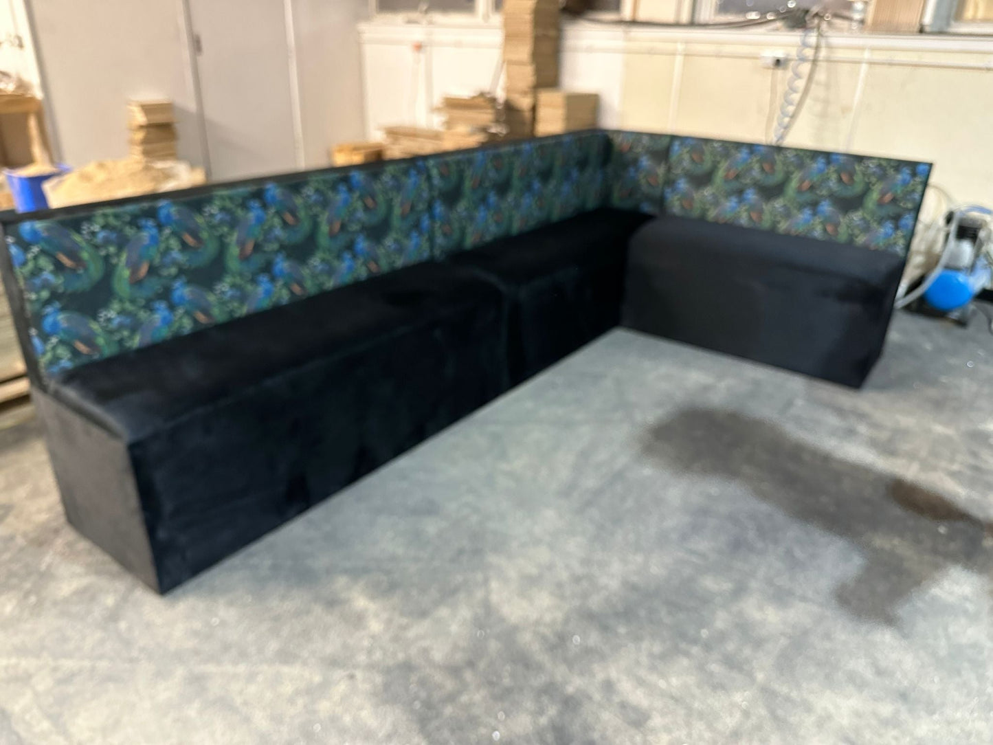 Bespoke Booth Seating For Restaurant residential & commercial Lounge Made To Measure - ISTOOLS