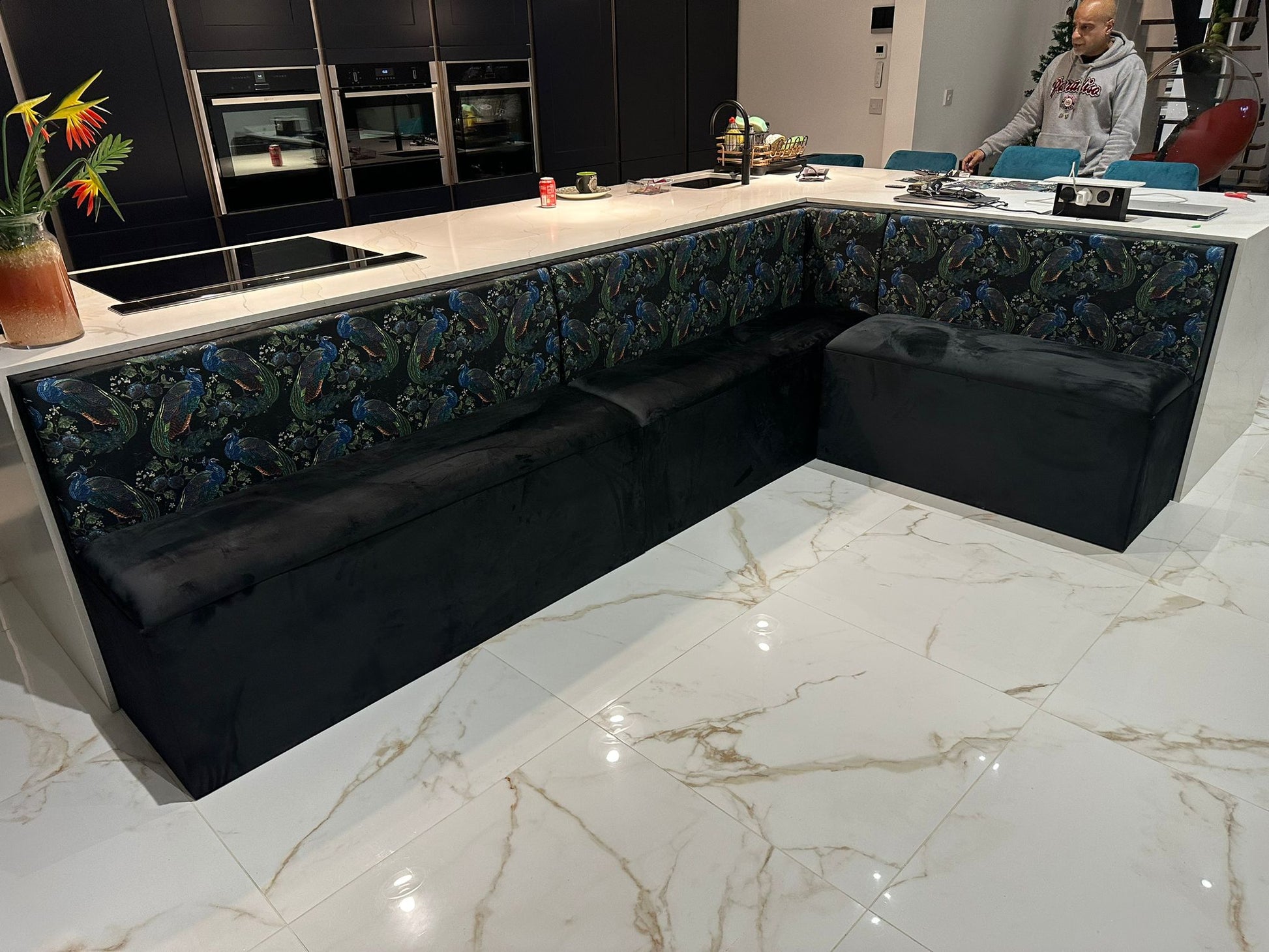 Bespoke Booth Seating For Restaurant residential & commercial Lounge Made To Measure - ISTOOLS