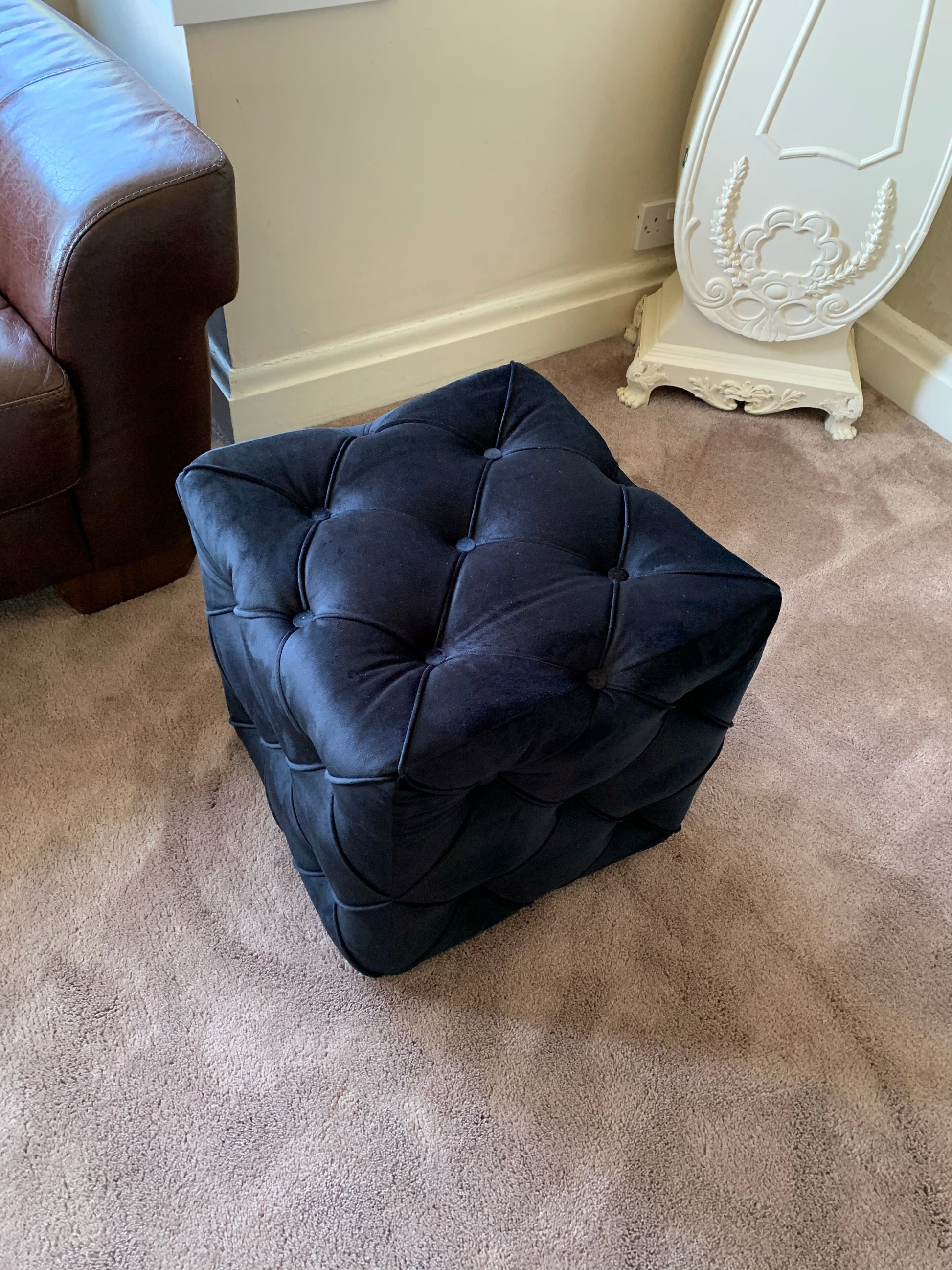 Black square cube deep buttoned coffee table side table seat - ISTOOLS