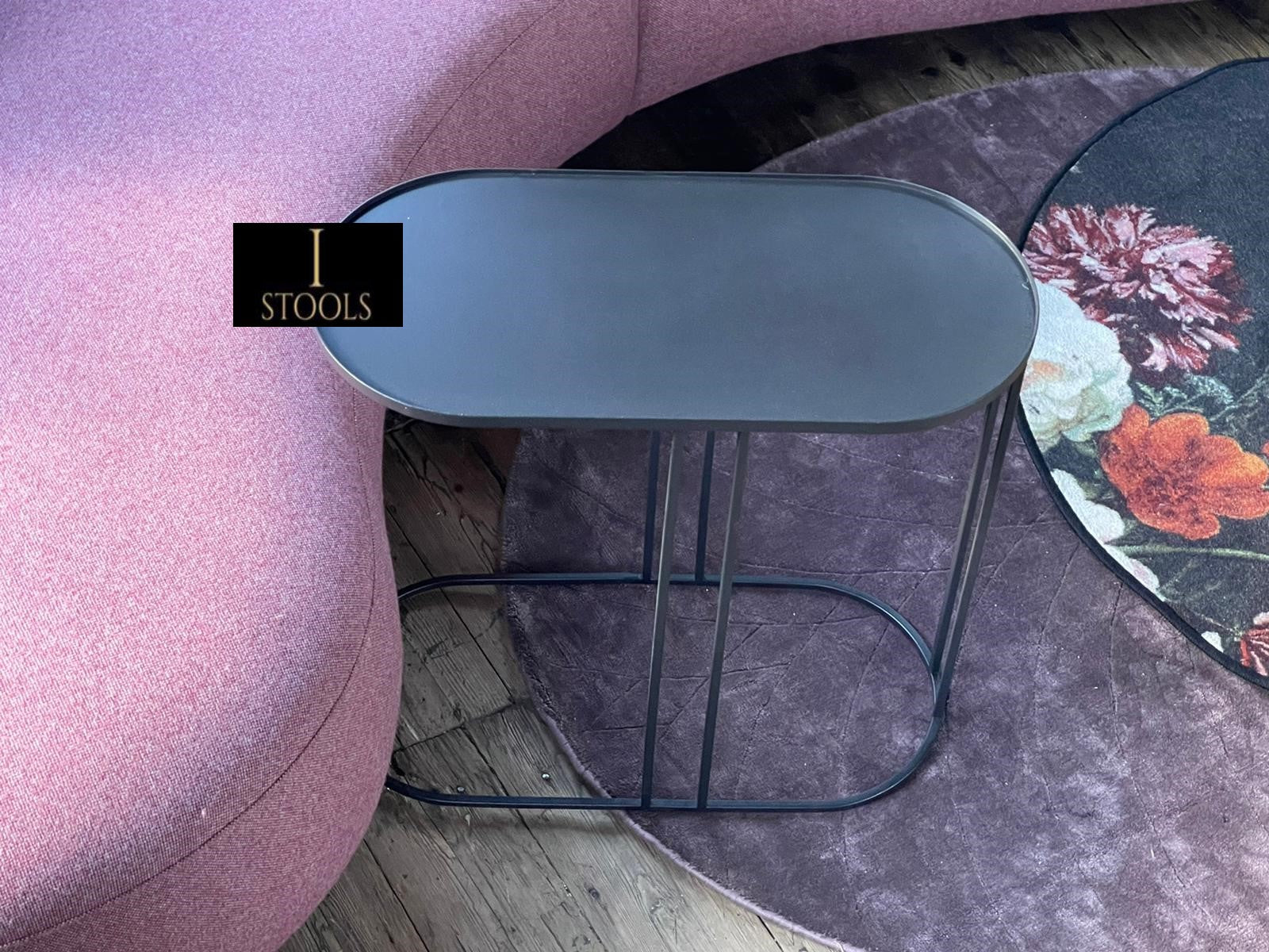 Classic Side Table for Outdoor and Indoor Use - ISTOOLS