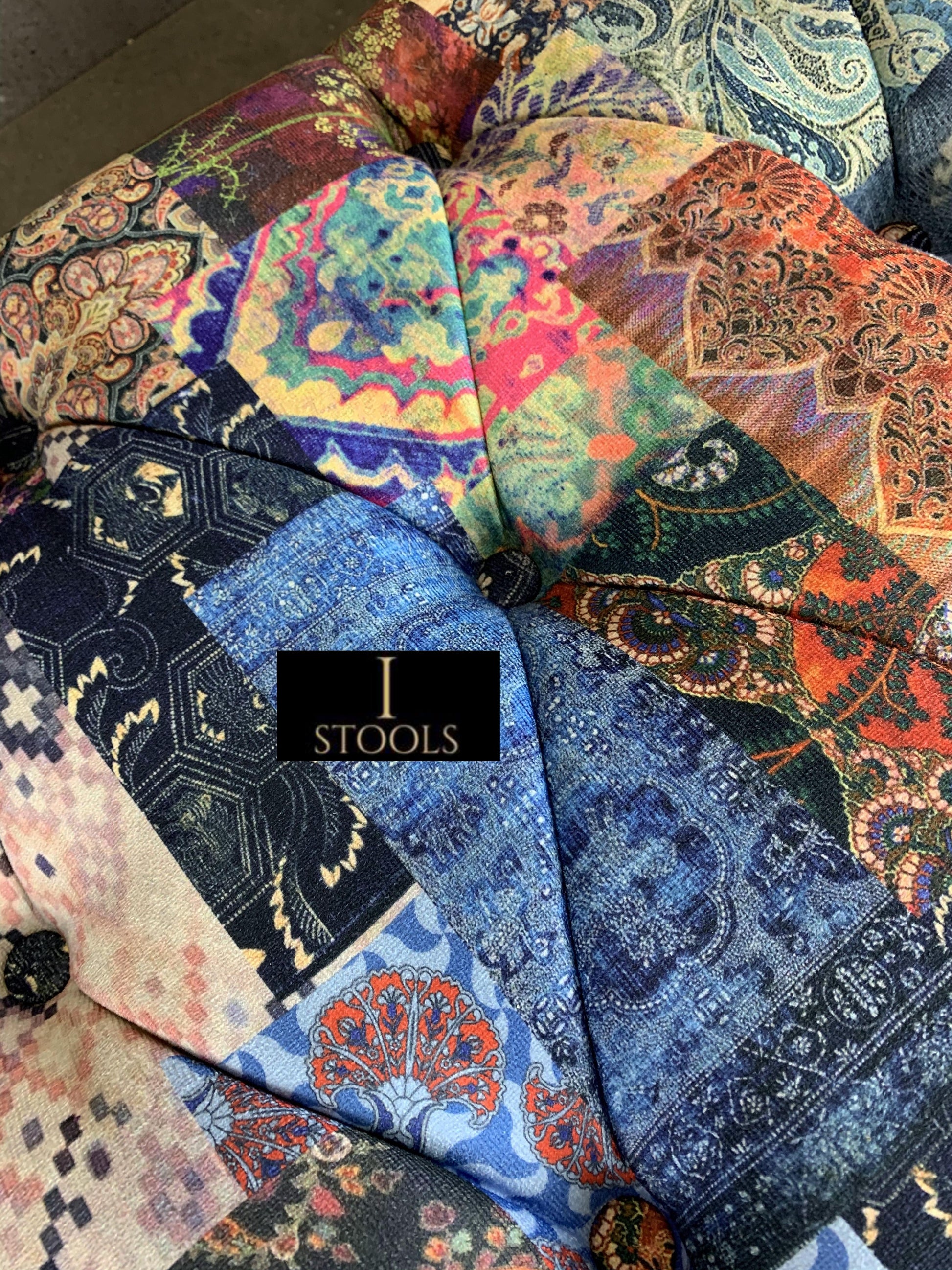 Demask multicolour Footstool | multicolour Bench | Demask Bench coffee table - ISTOOLS